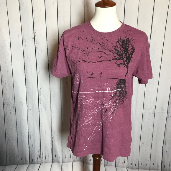 Tops - Custom Berlin Artist Designed Tee